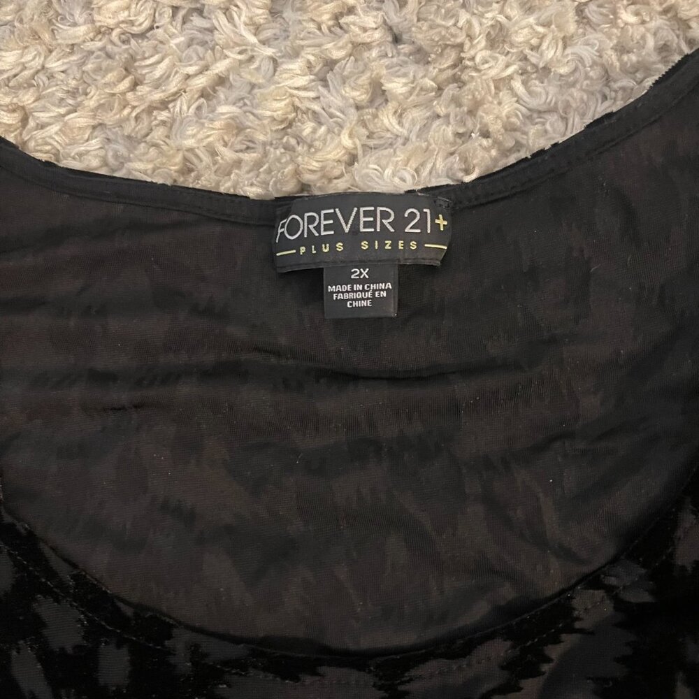 Forever 21+ 2X Black Sheer Velvet Floral Fit & Flare Dress - Picture 6 of 10